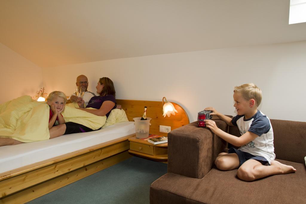 Kinder- Und Familienhotel Nockalm Innerkrems Eksteriør bilde