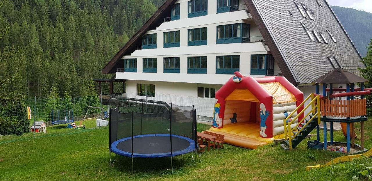 Kinder- Und Familienhotel Nockalm Innerkrems Eksteriør bilde